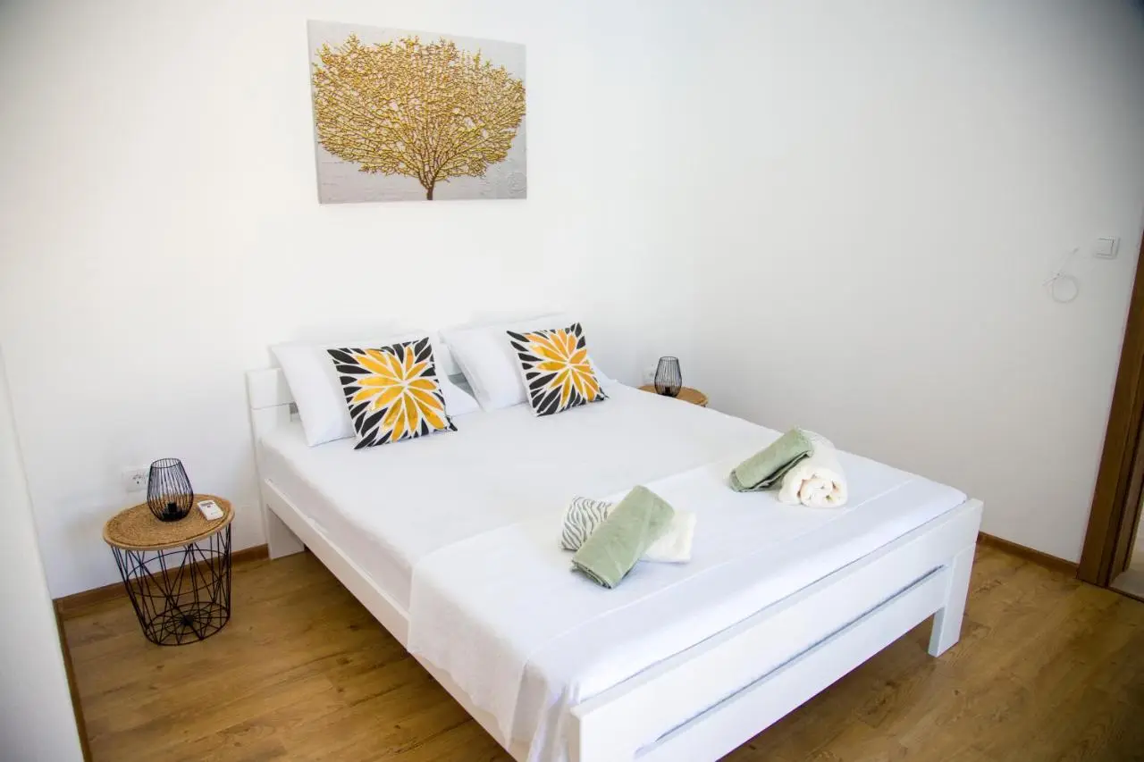 Luxury Villa G Residency
