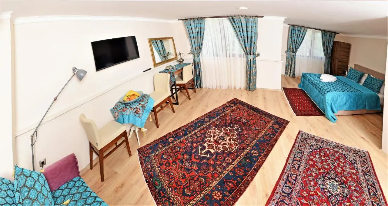 Sphendon Hotel