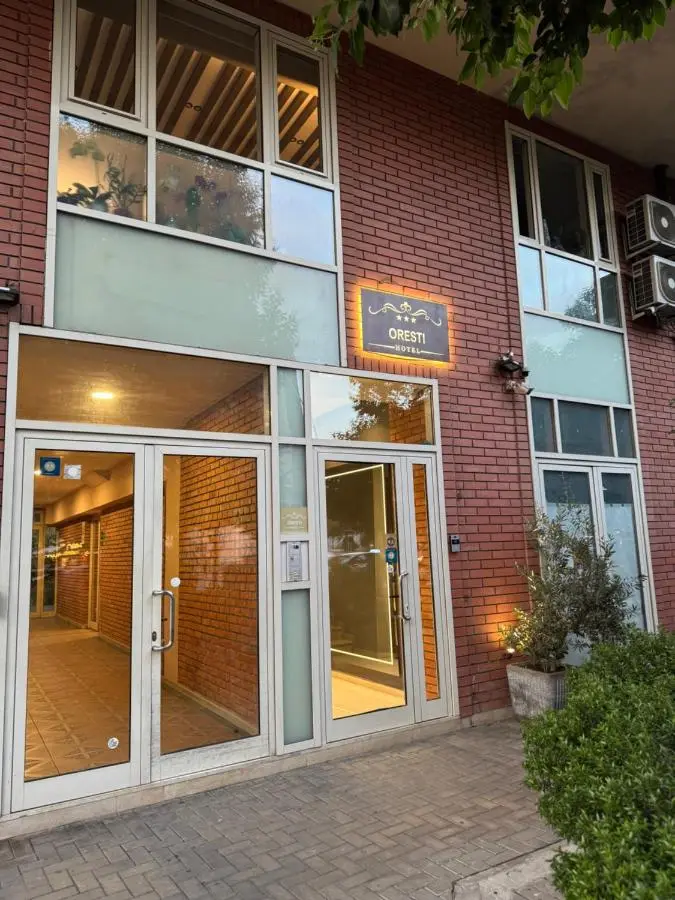Hotel Oresti Center