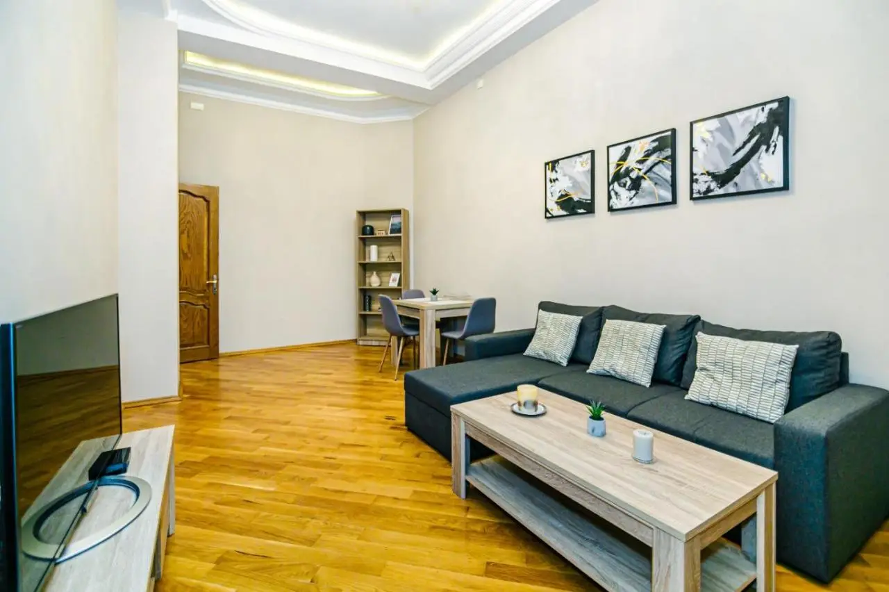 City View Nizami Street