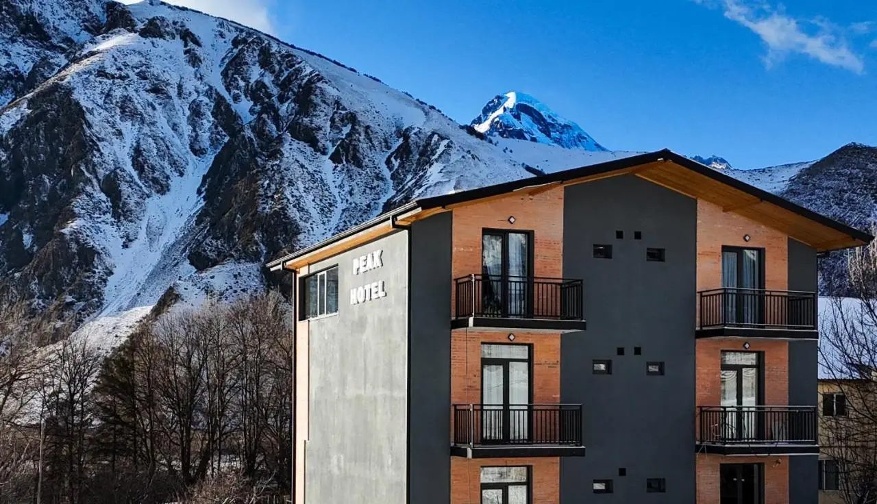 Peak Hotel Kazbegi