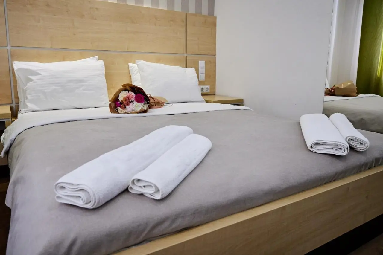 Laurus Motel Airport Tuzla