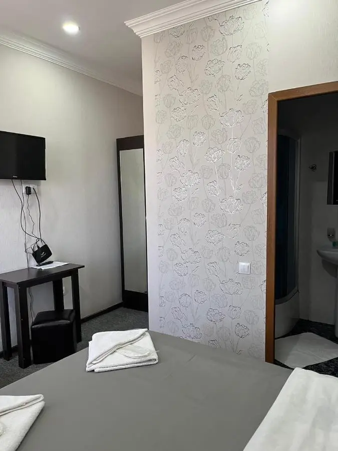 Hotel Eight