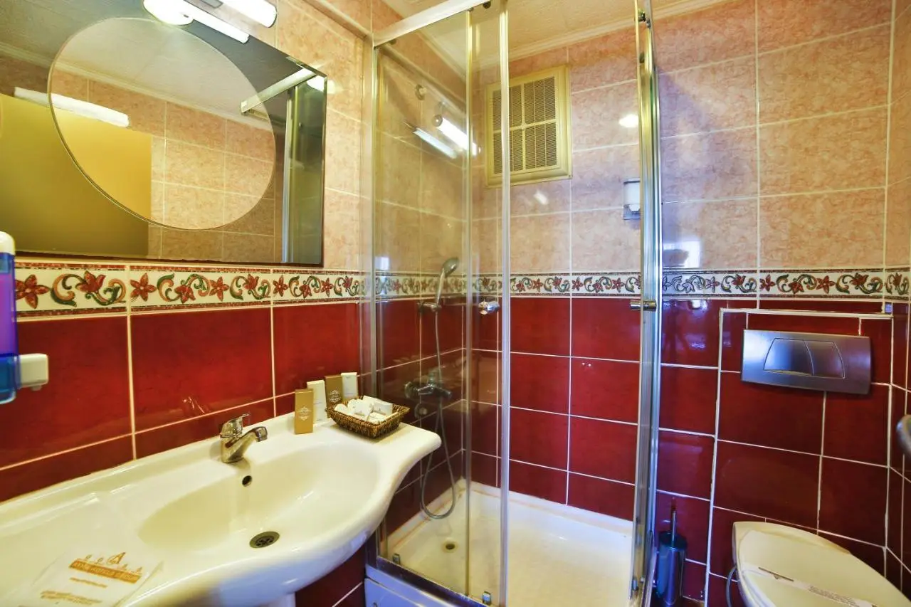Hotel Grand Emin