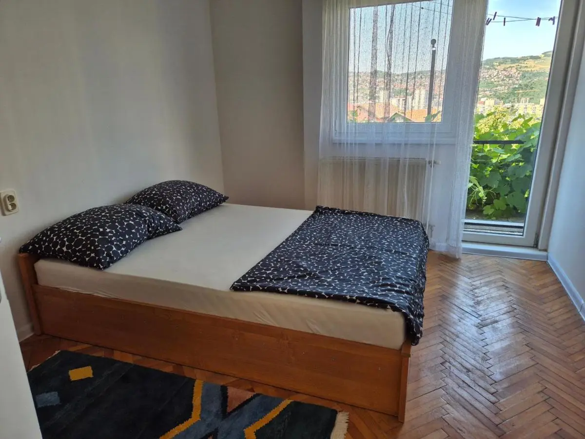 Golden View Apartment