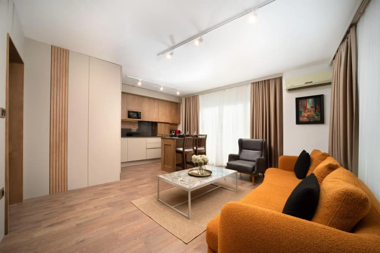 Marmada Suites