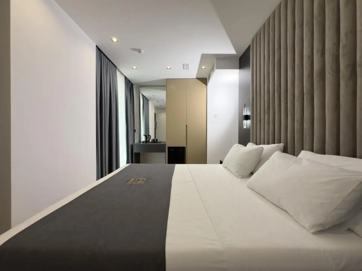 ES Hotel