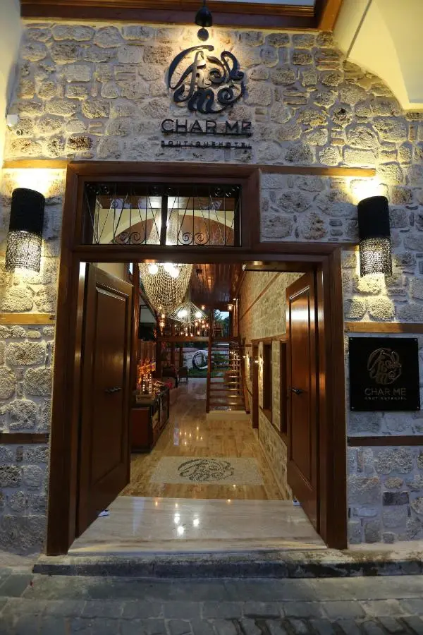 Char Me Hotel