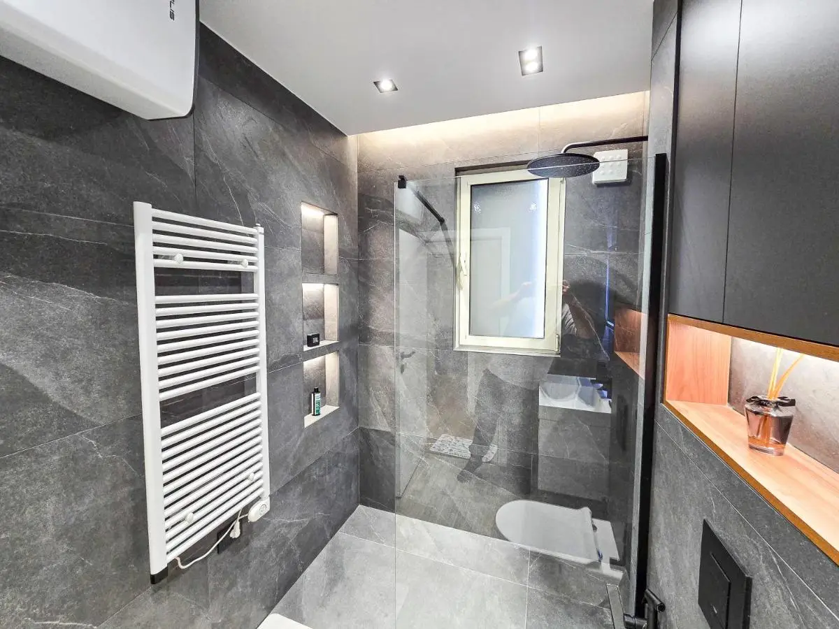 Urban21 Luxury 2 Bedroom Apartment