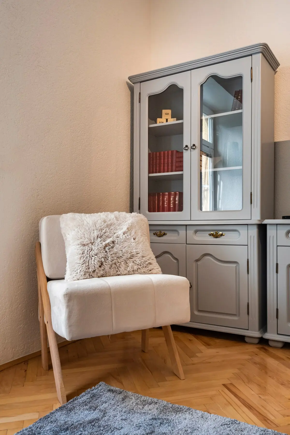 Cozy Modern Apartment in the City Center
