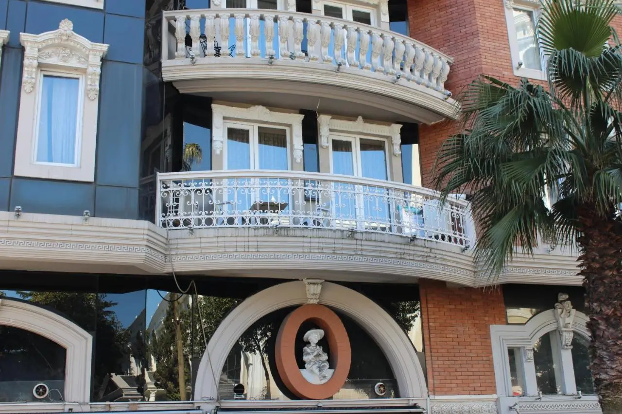 Batumi apartment in front of Sheraton