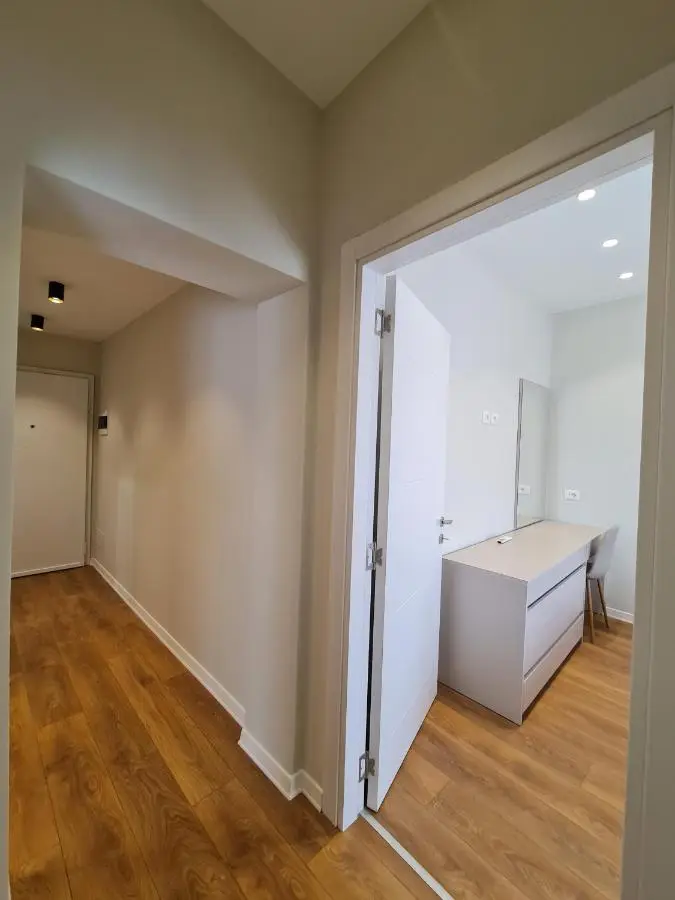 Adore - Modern Apartment