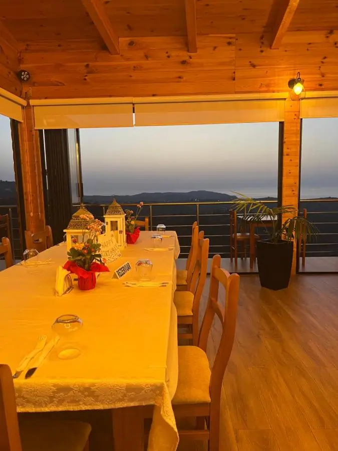 Restorant Hotel Xheni