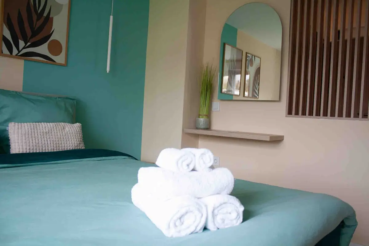 Lovely Studio Apartment Green