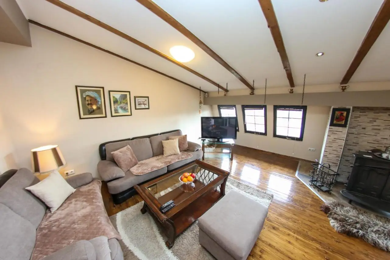 Apartments Cyrano 1&2