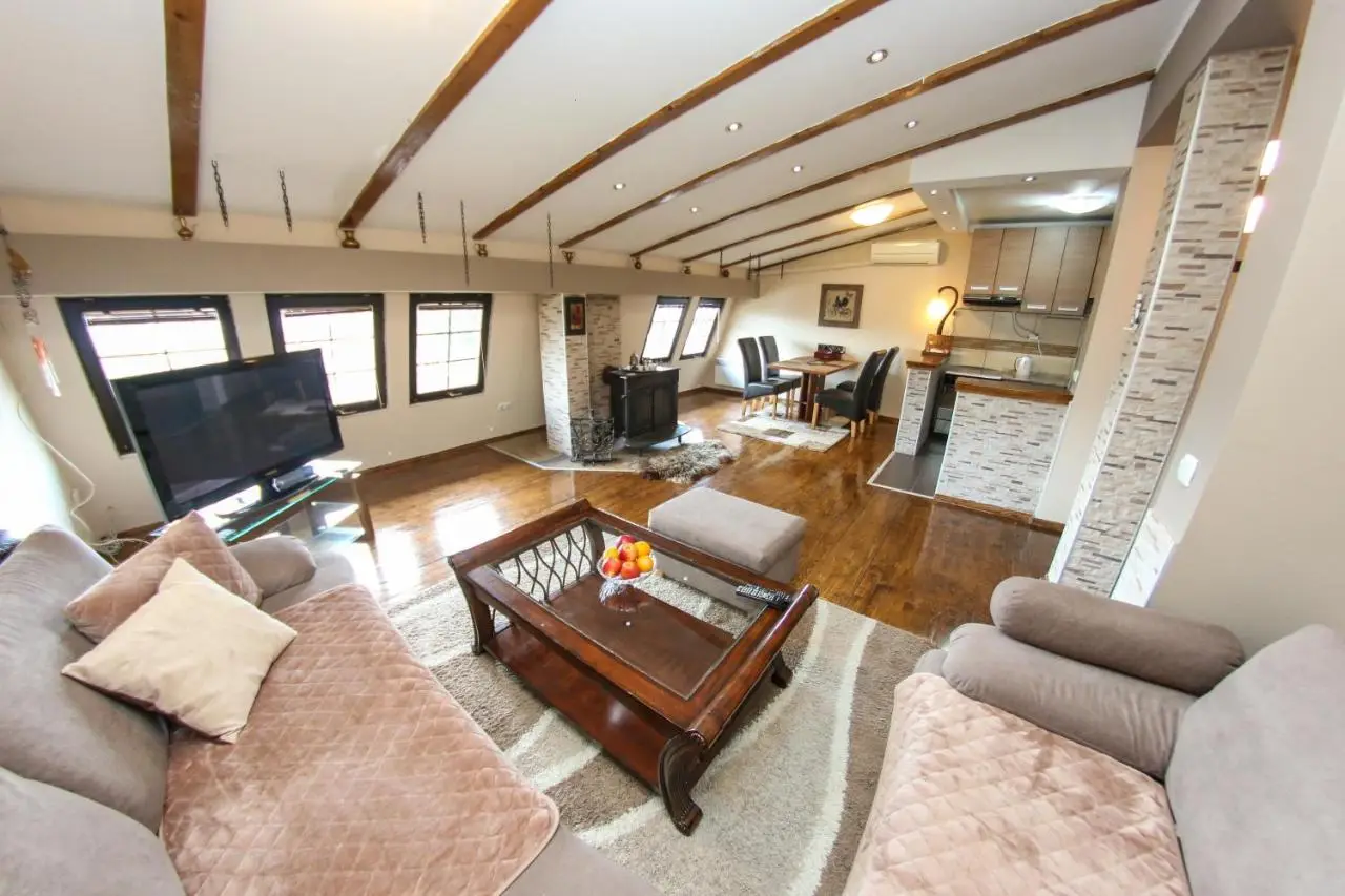 Apartments Cyrano 1&2