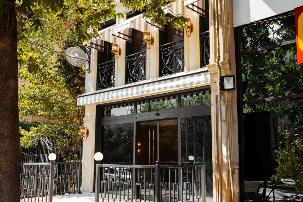 White Breeze Boutique Hotel