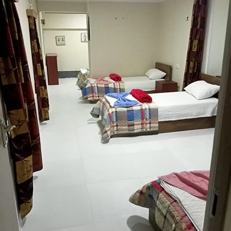 Hostel FORREST