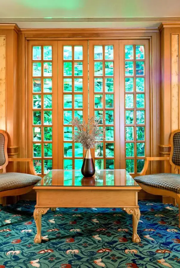 Oran Hotel