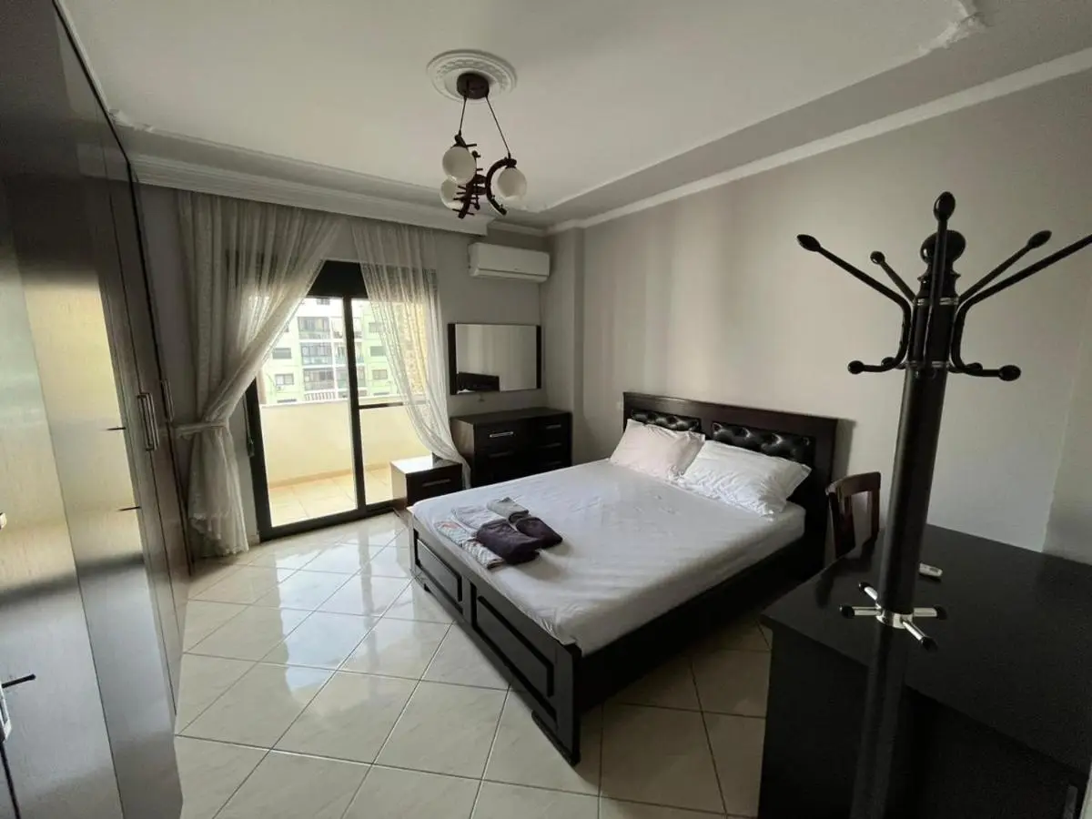 Era's apartment