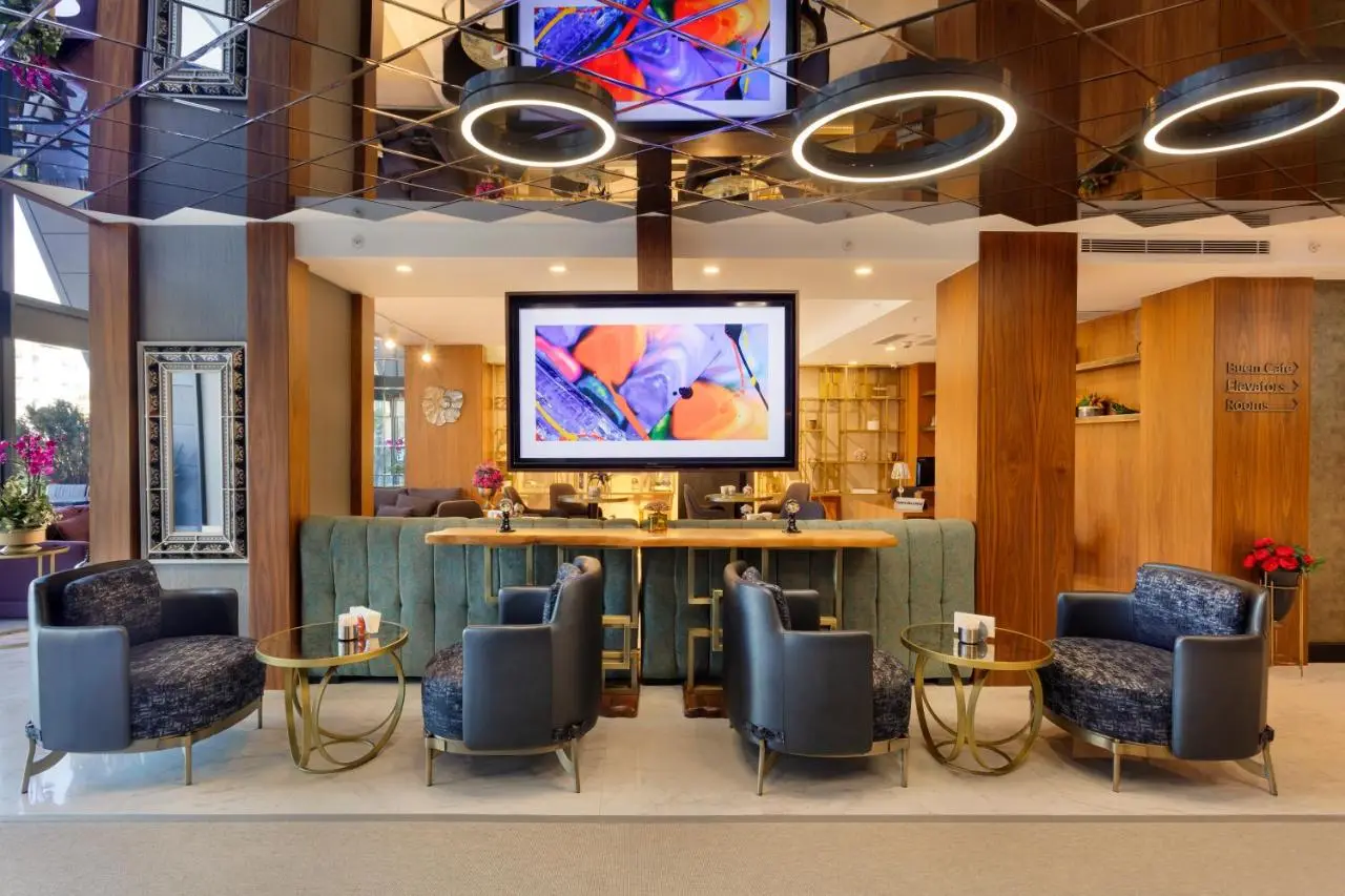 İzz Hotel Koşuyolu
