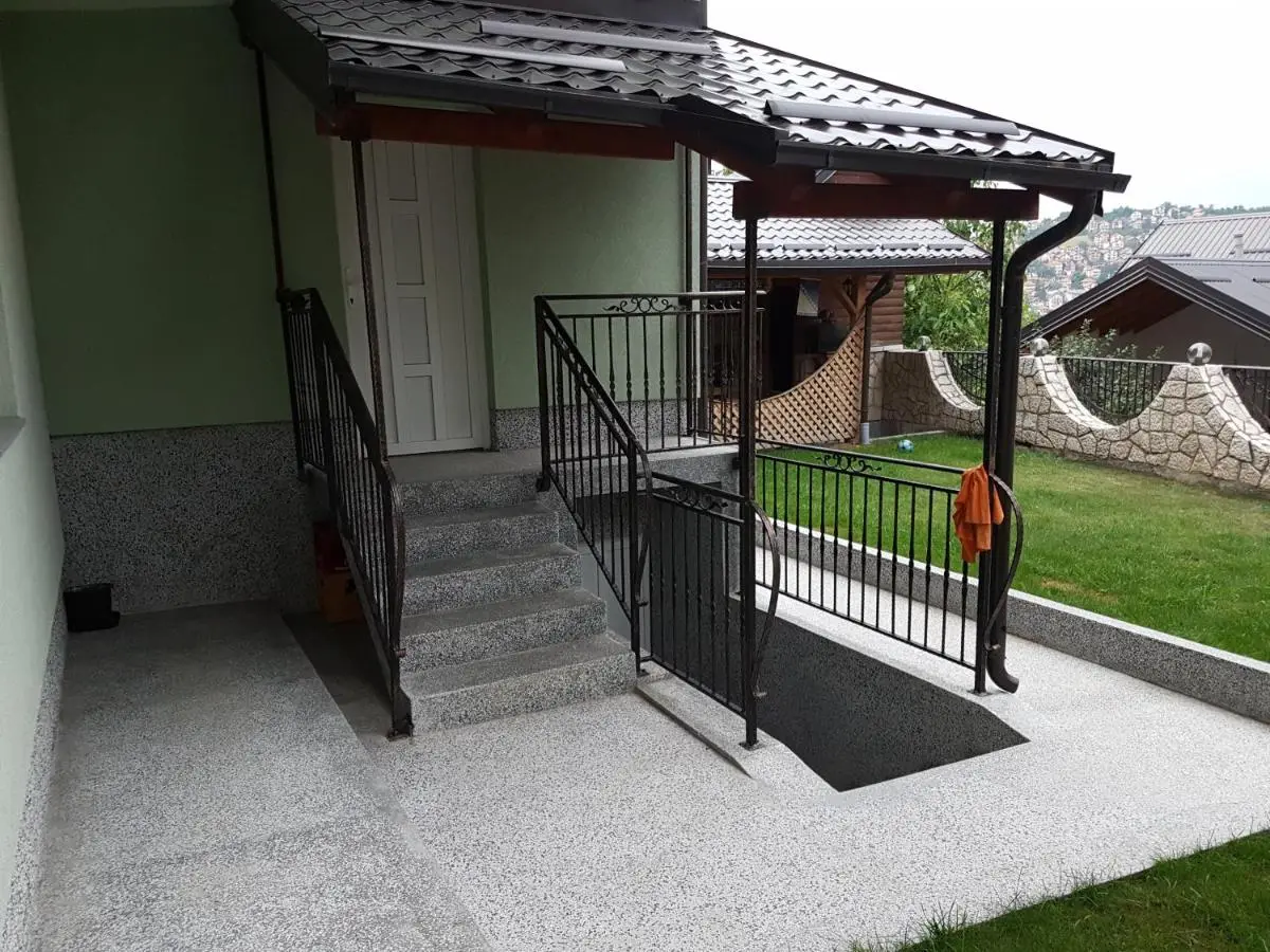 Guest house Dinka