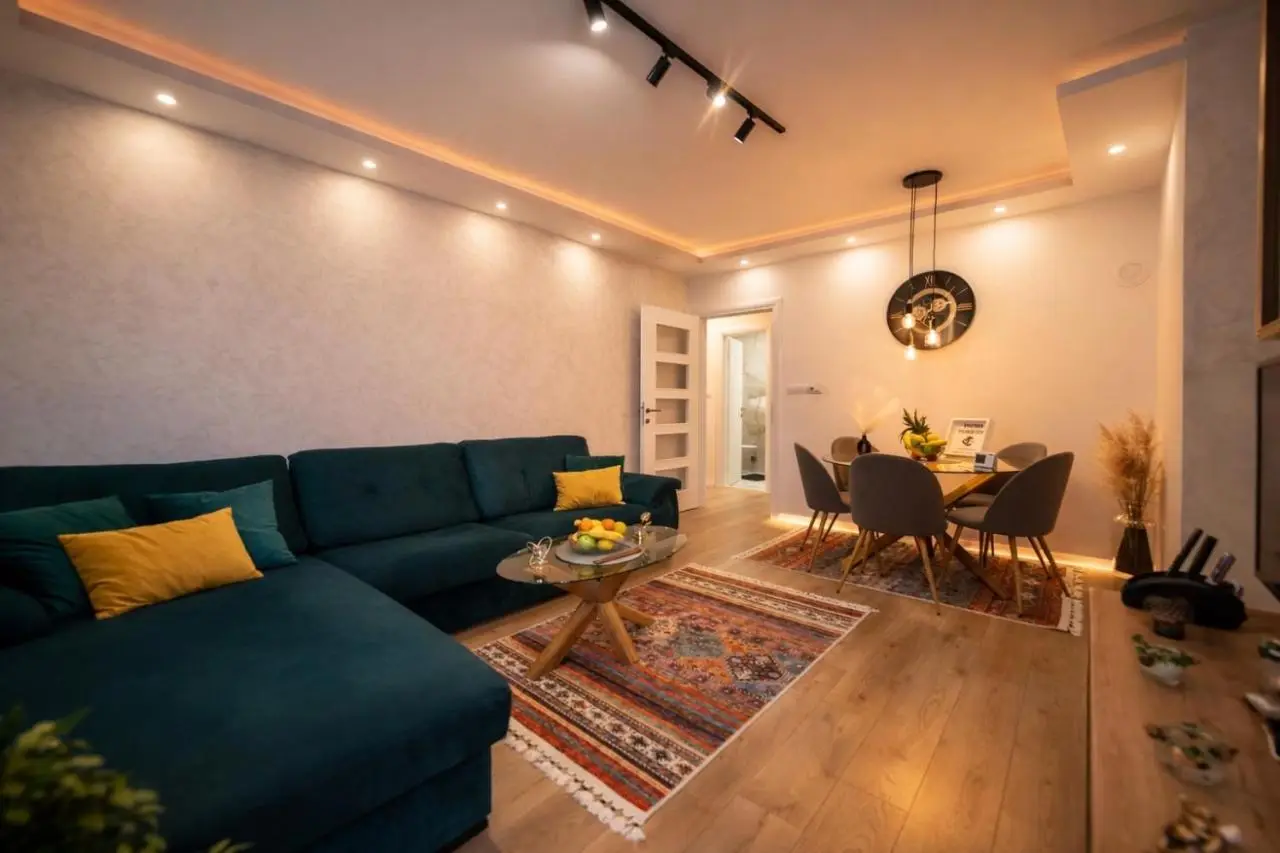 Apartment Premium Deny