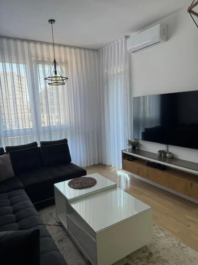 APARTMANI Bulevar