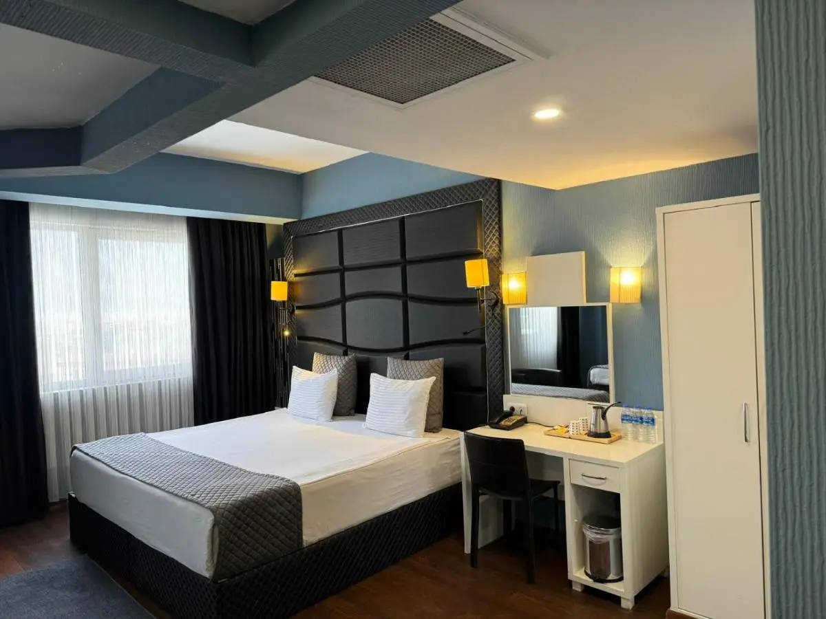City One Hotel