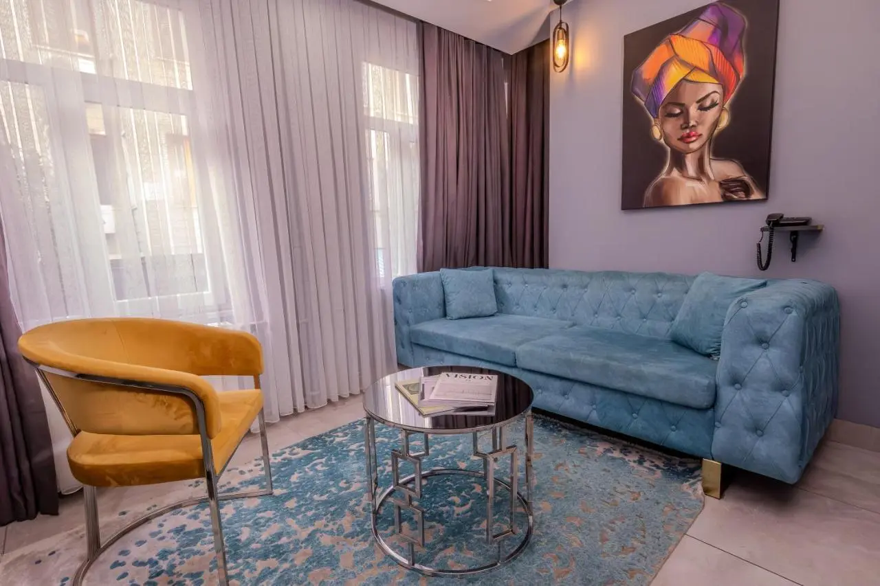 Ruby Hotel