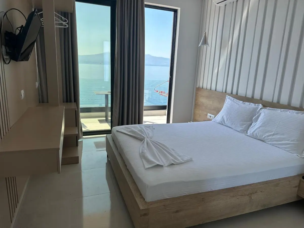 Villa Xhefri 2