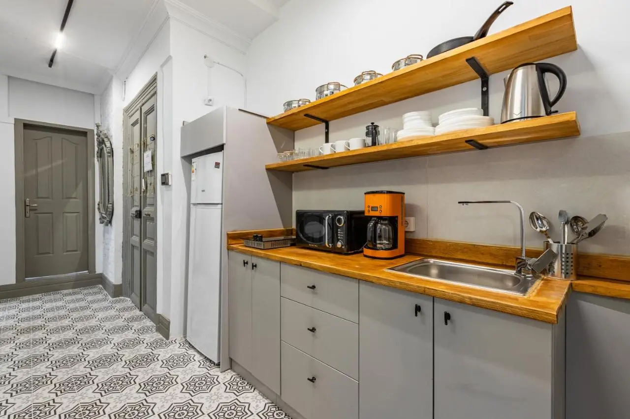 Ganbaru Tours - Flats in Galata 2