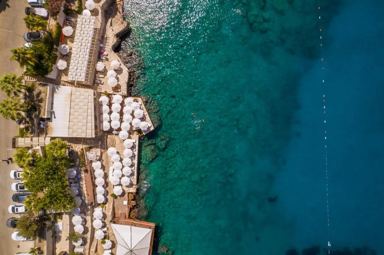 Hera Hotel
