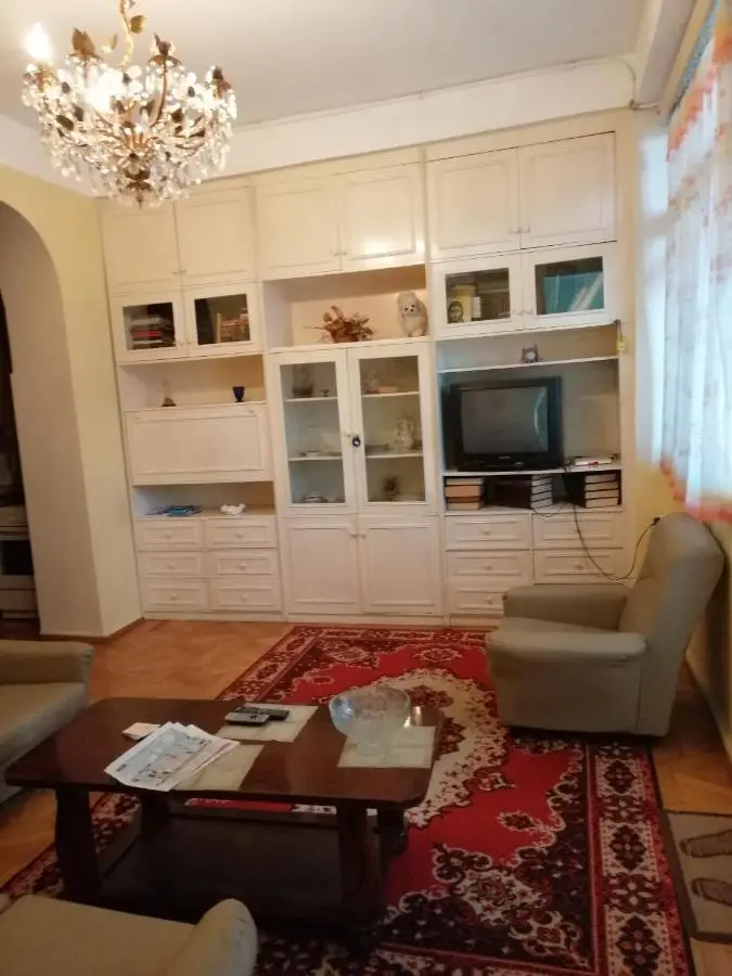 Apartment on Rustaveli 41