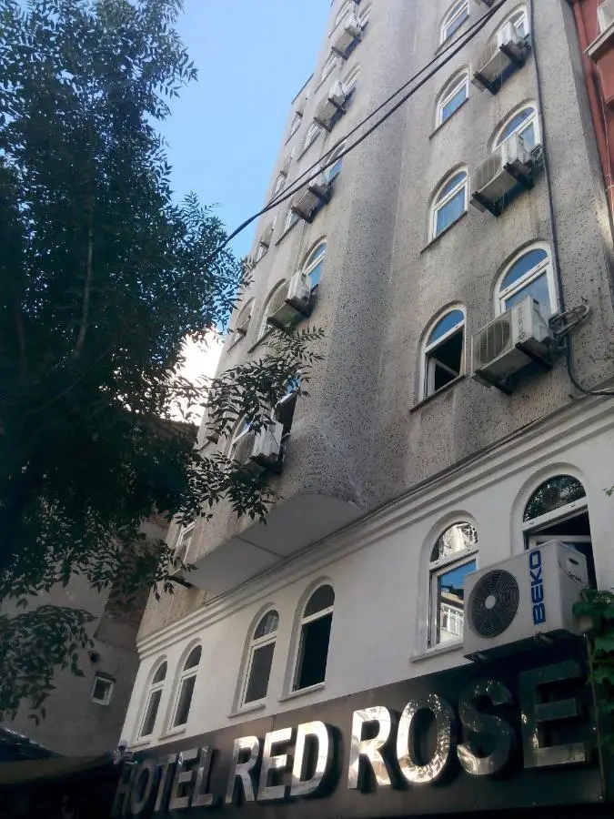 Hotel Red Rose