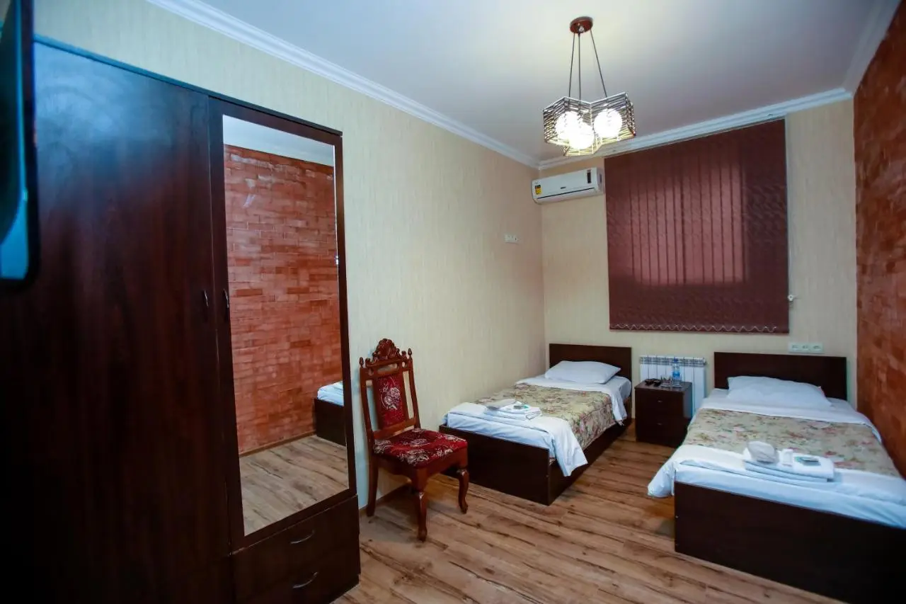 Hotel 4You
