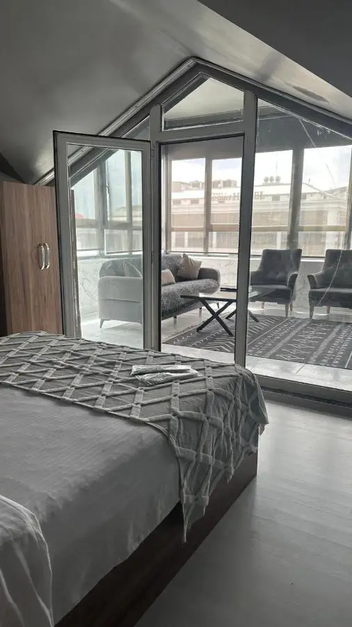 Heraldic Room Hotel