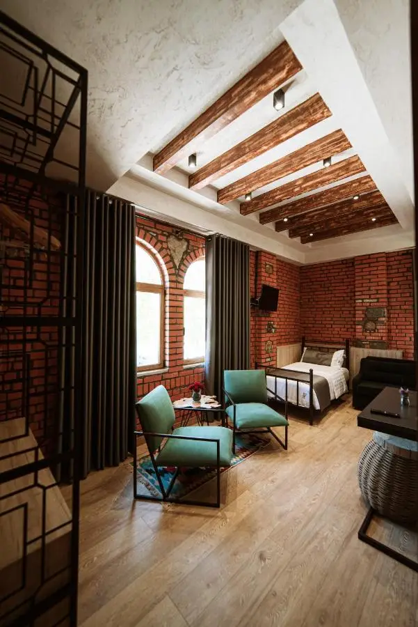 Hotel Taverna Devolli