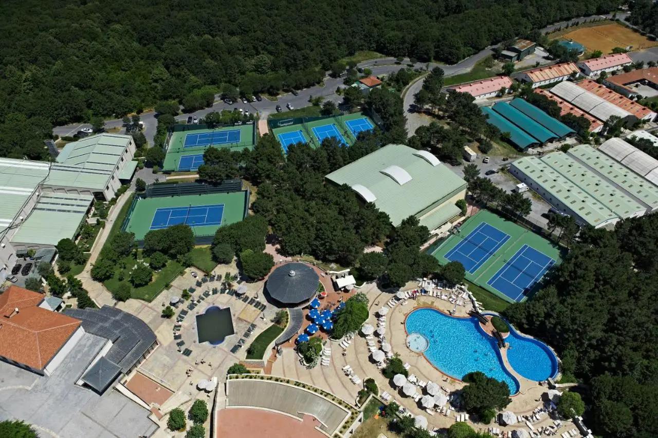 Kemer Country Hotel İstanbul
