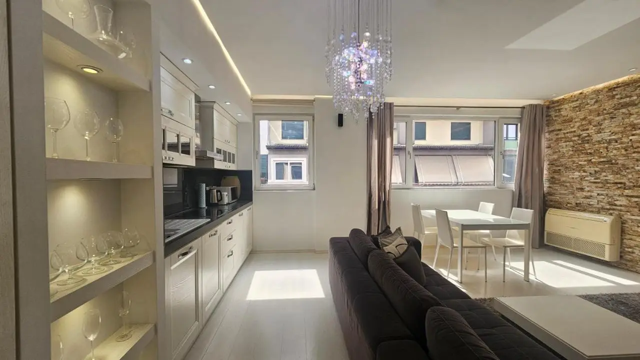 TAM Serviced 2BDR Apartment City Center No6