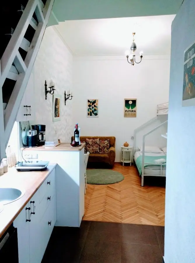 Old Town Studio With Picture Perfect Terrace !