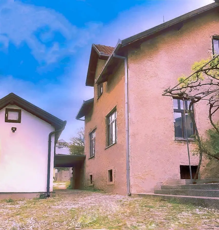 Balkan House