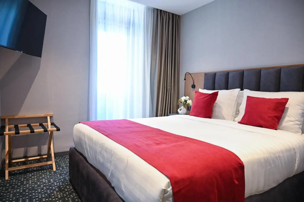 Landmark Hotel