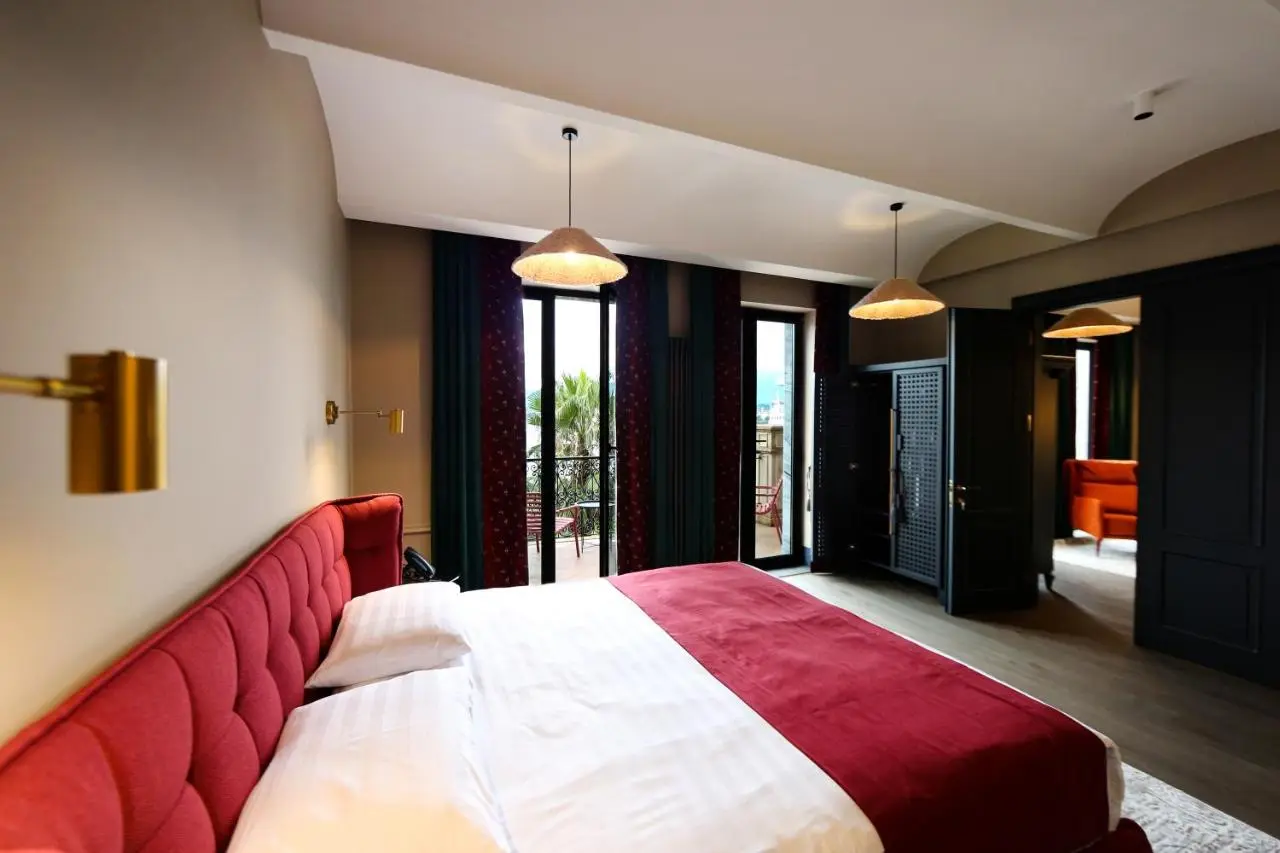 Retro Boutique Hotel