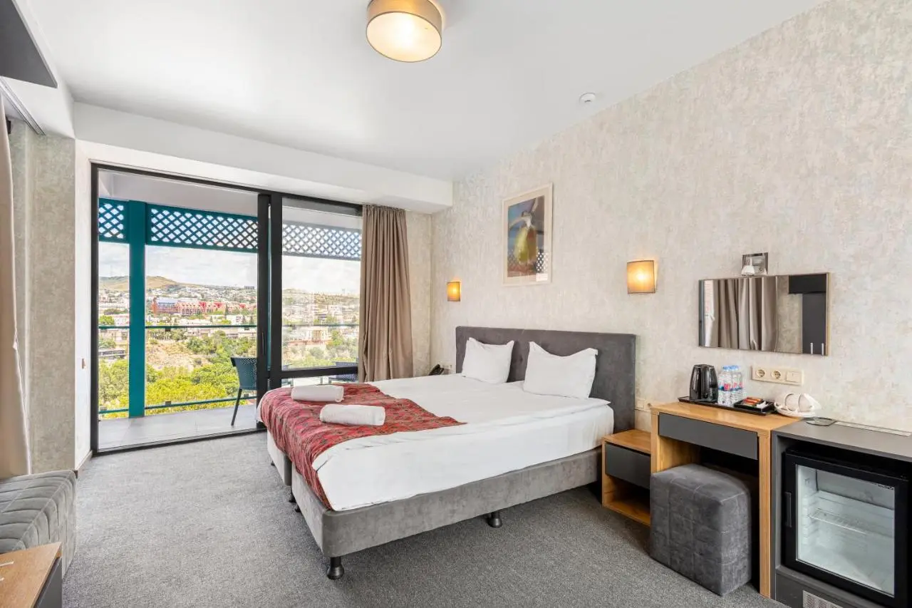 Brooch Boutique Hotel