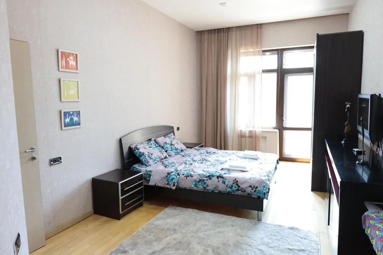 2 bathrooms apartment