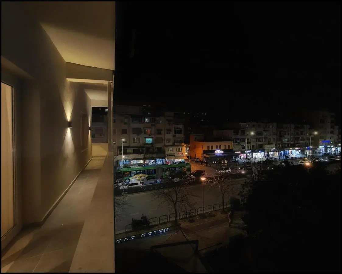 Adore - Modern Apartment