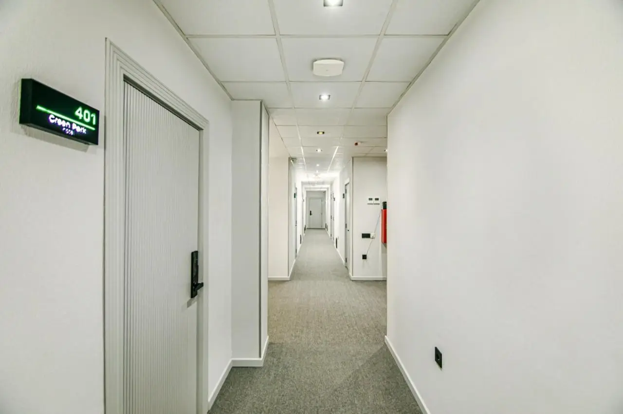 GREEN PARK HOTEl