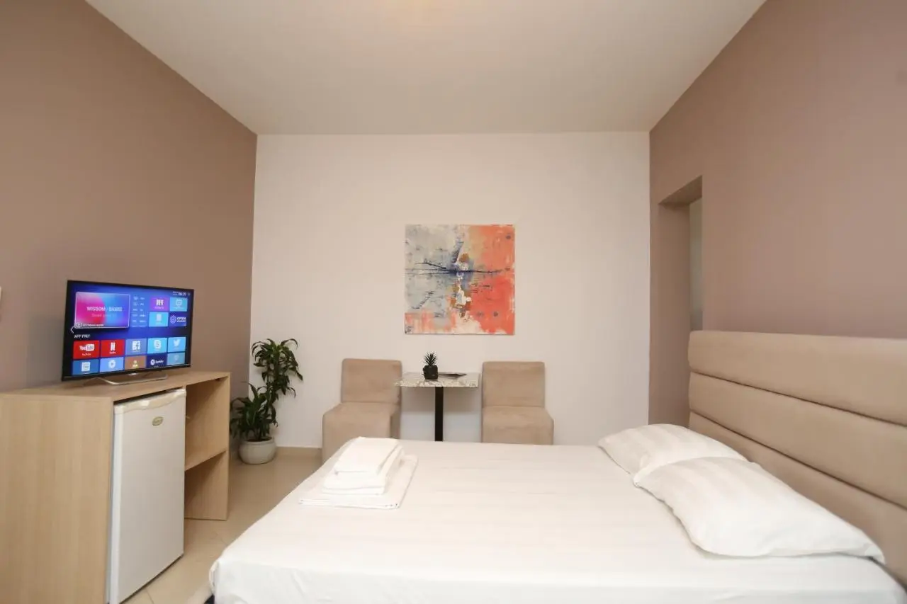 TekB Rooms & Apartments