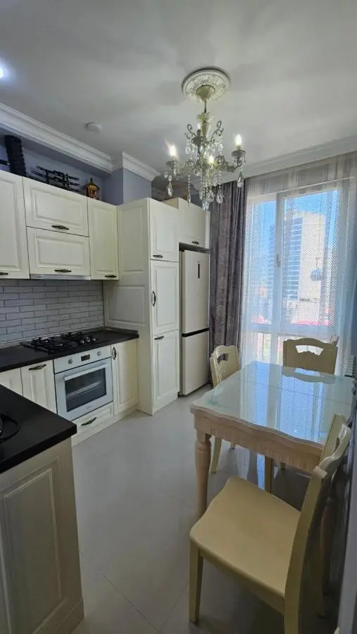 APARTMENT 7